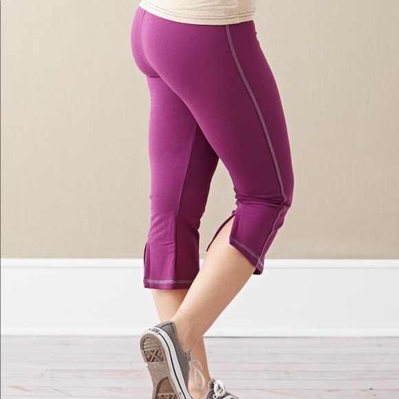 Matilda Jane Cropped French Terry Capri Pants Purple 1st Prize Womens size Large